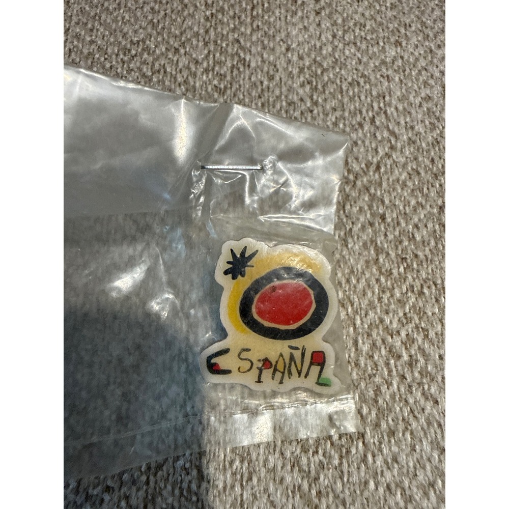 Vintage Spain Tourism Lapal Pin Sol de Miro Sun Logo Open Box New Collectible